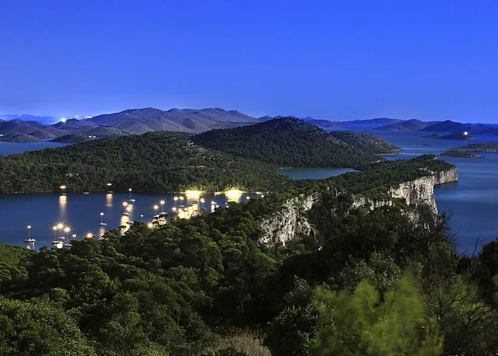 Apartamento On Dugi Otok Near Sakarun *
